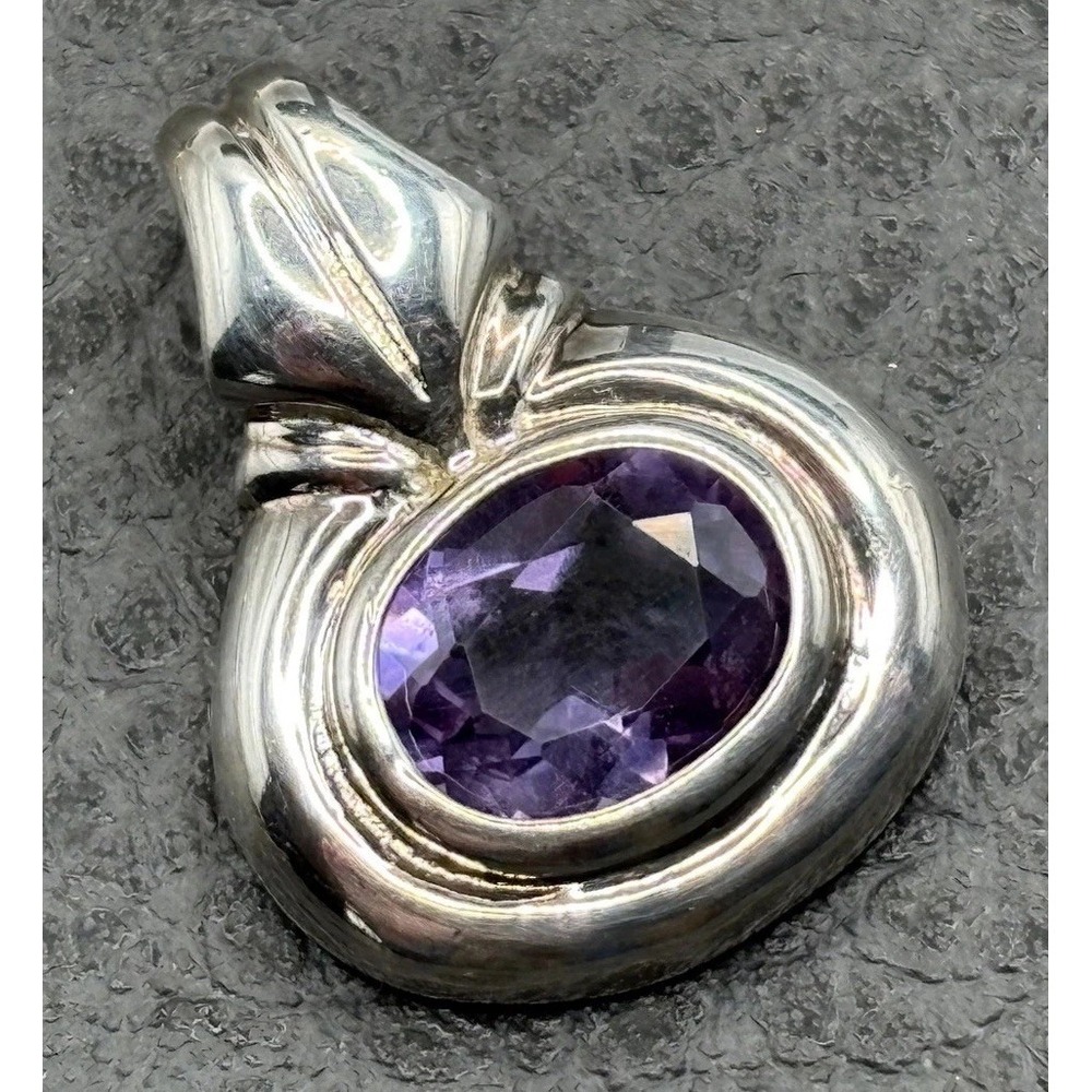 HAN Sterling Silver Amethyst Faceted Oval Pendant Purple Gemstone